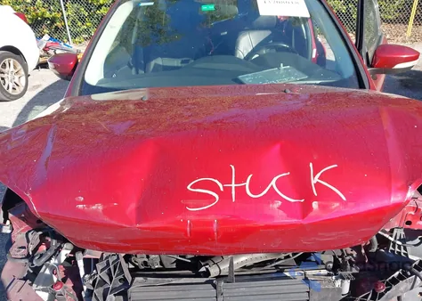 2014 Ford Focus Titanium from USA, damaged, VIN 1FADP3N2XEL447942